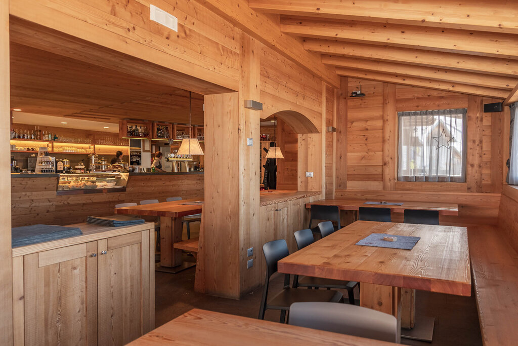 Content Dam Org 3 Images Full Rights Gusto Bar Ristorante Kristiania Bar Ristorante Kristiania Canazei Archivio Apt Val Di Fassa Mrizzi 6